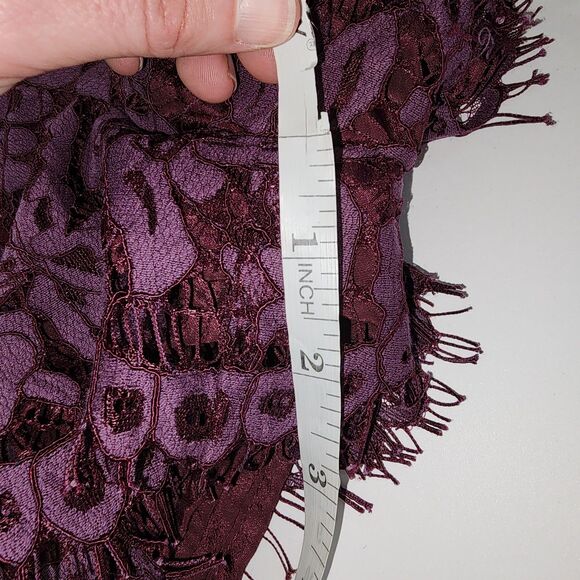 DO+BE Natasha Plum Lace Bell Sleeve Romper Size M - Picture 8 of 12